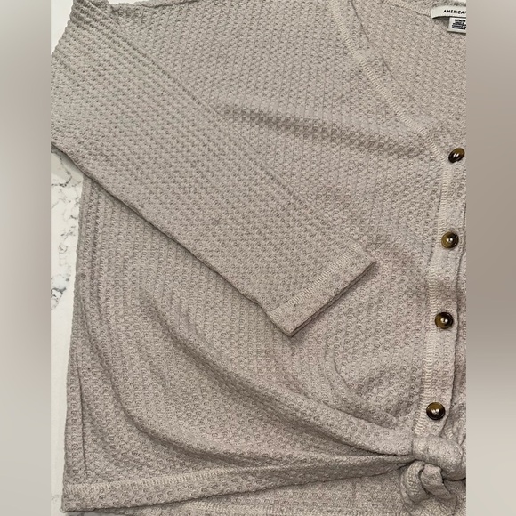 Waffle Knit Sweater/Longsleeve by American Eagle SZ: Med - Picture 3 of 5